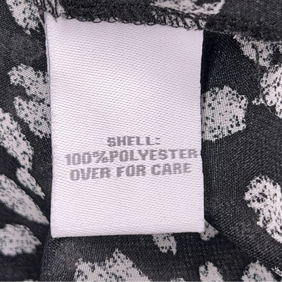 2X RELATIVITY BLACK WHITE DOT PRINT BLOUSE SEMI SHEER RUFFLE PLUS VNECK - Picture 11 of 12